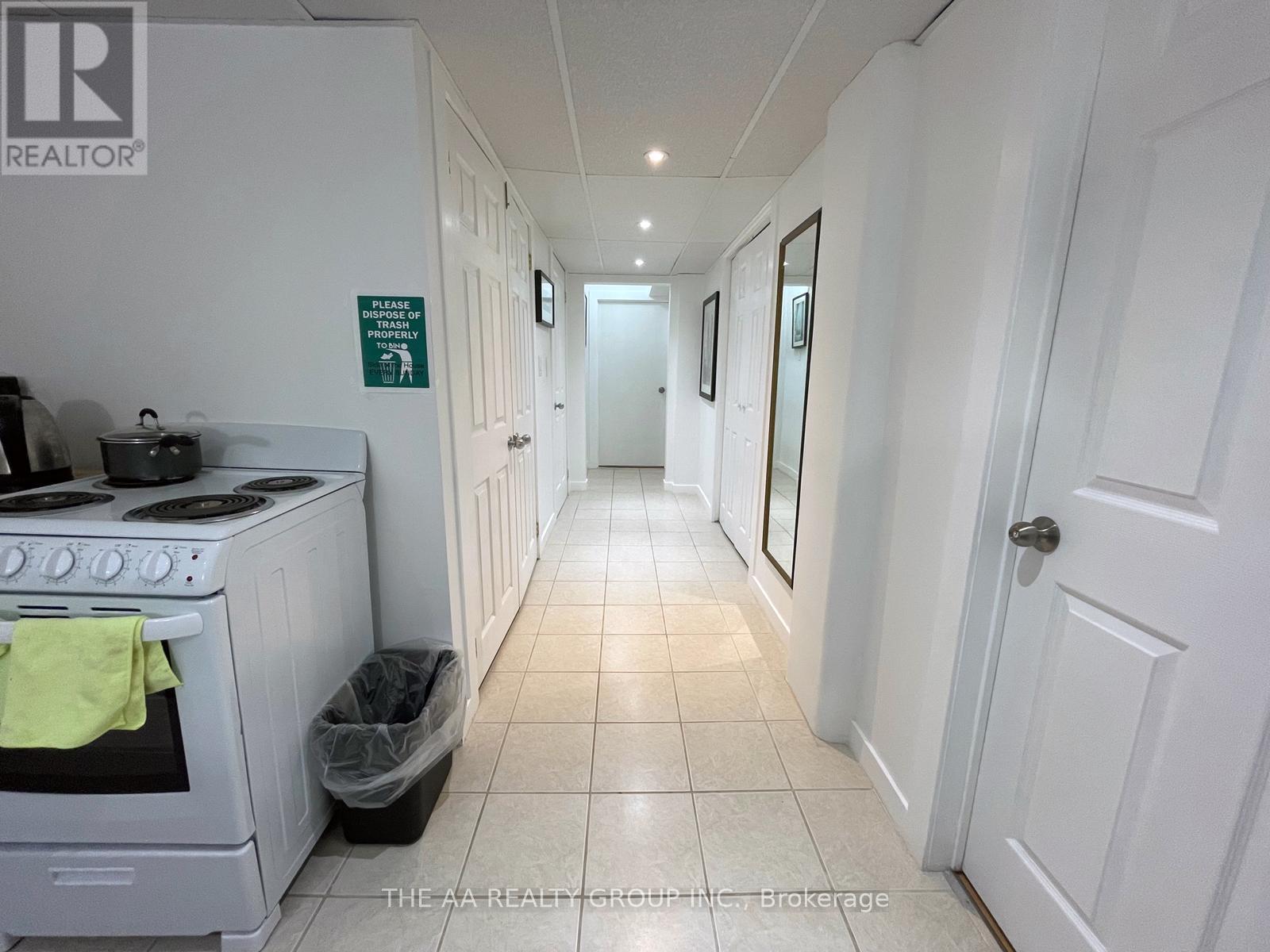 Bsmt - 1502 Thetford Court, Mississauga, Ontario  L5J 3N5 - Photo 10 - W12154020