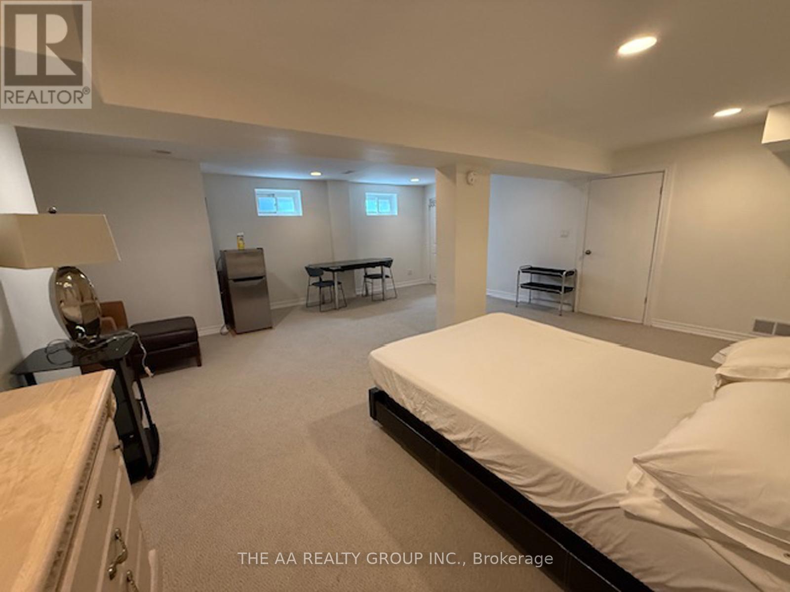 Bsmt - 1502 Thetford Court, Mississauga, Ontario  L5J 3N5 - Photo 4 - W12154020