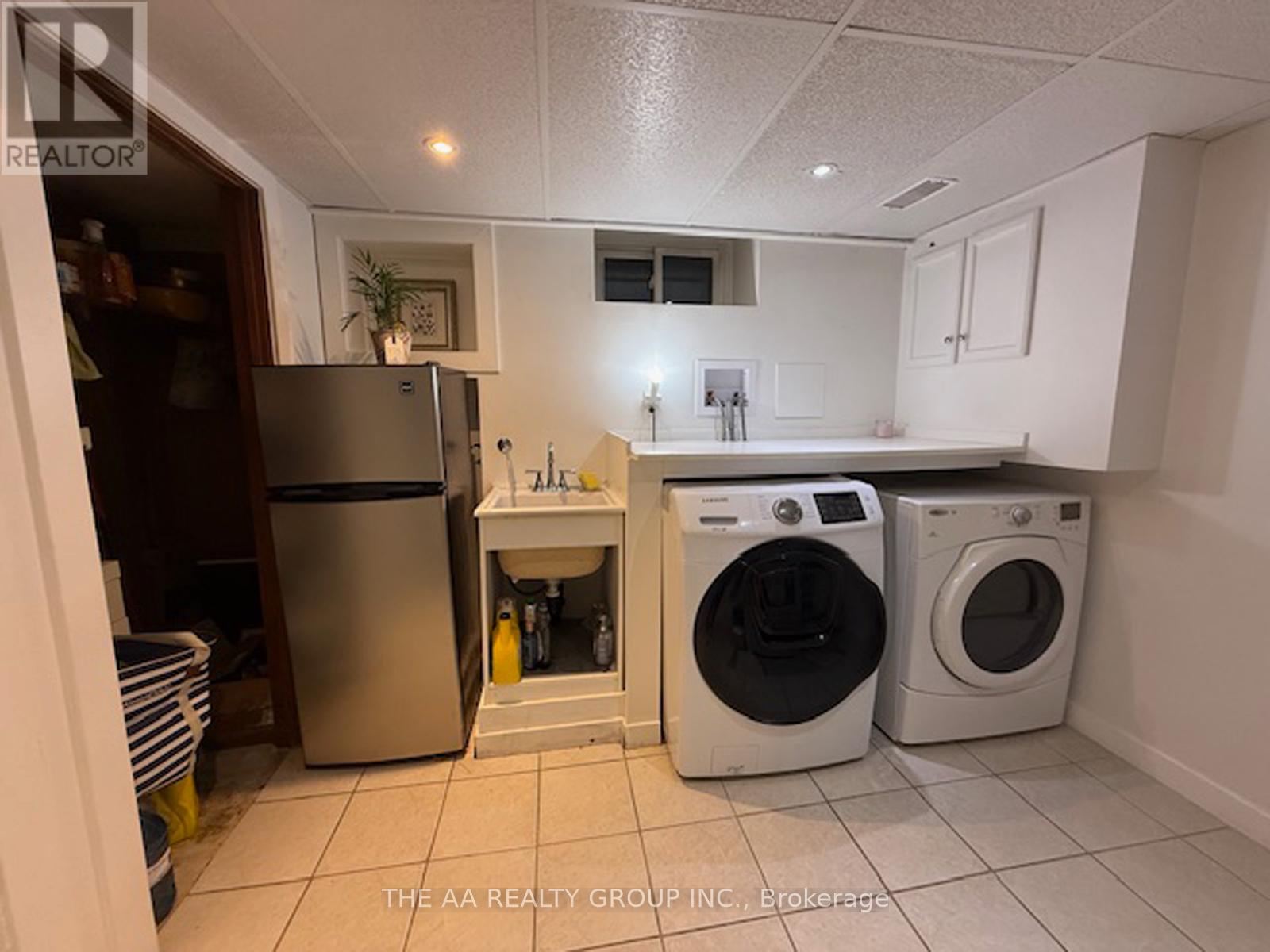 Bsmt - 1502 Thetford Court, Mississauga, Ontario  L5J 3N5 - Photo 9 - W12154020