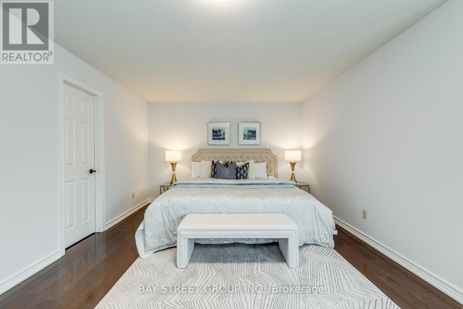1122 Lambton Drive, Oakville, Ontario  L6J 7P3 - Photo 28 - W12154036