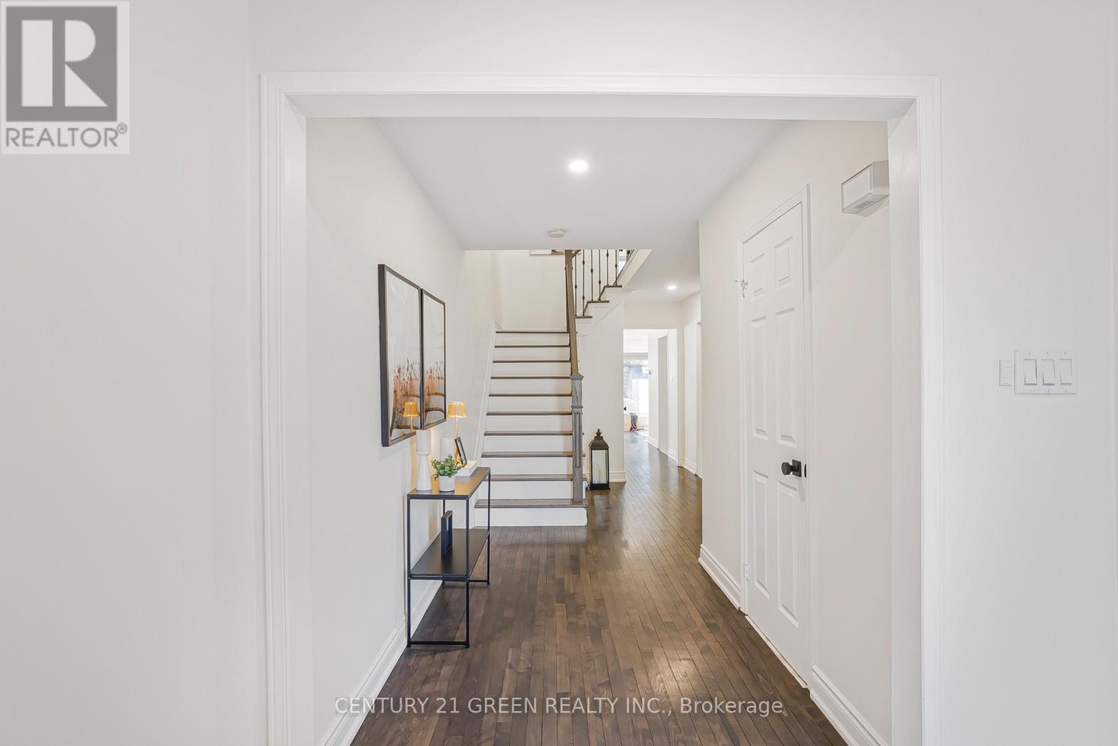 2237 Shipwright Road, Oakville, Ontario  L6M 3E2 - Photo 4 - W12154040