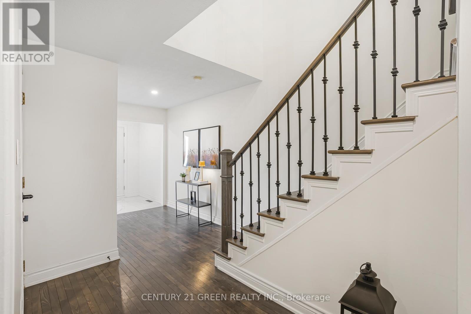2237 Shipwright Road, Oakville, Ontario  L6M 3E2 - Photo 5 - W12154040