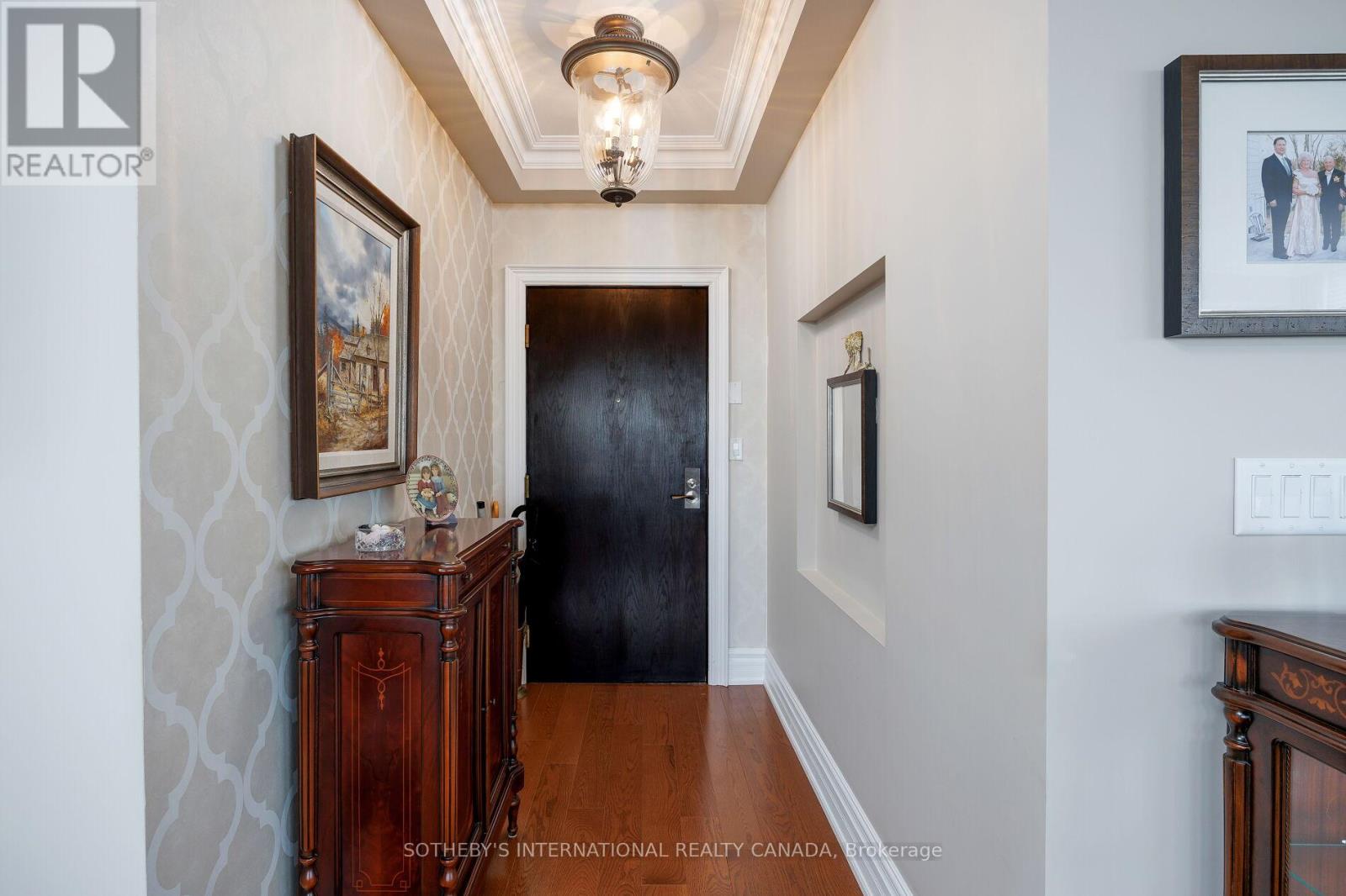 601 - 935 Royal York Road, Toronto, Ontario  M8Y 4H1 - Photo 5 - W12154096