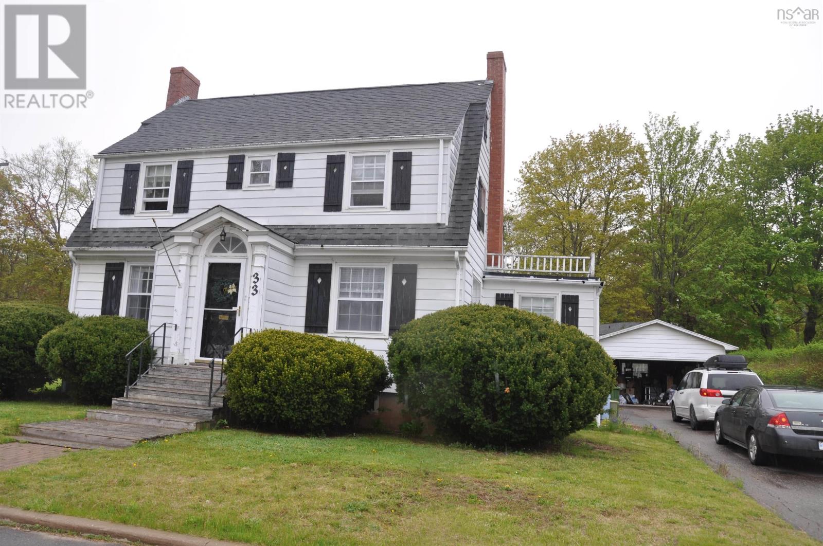 Property at 33 Caldwell Street N image 3