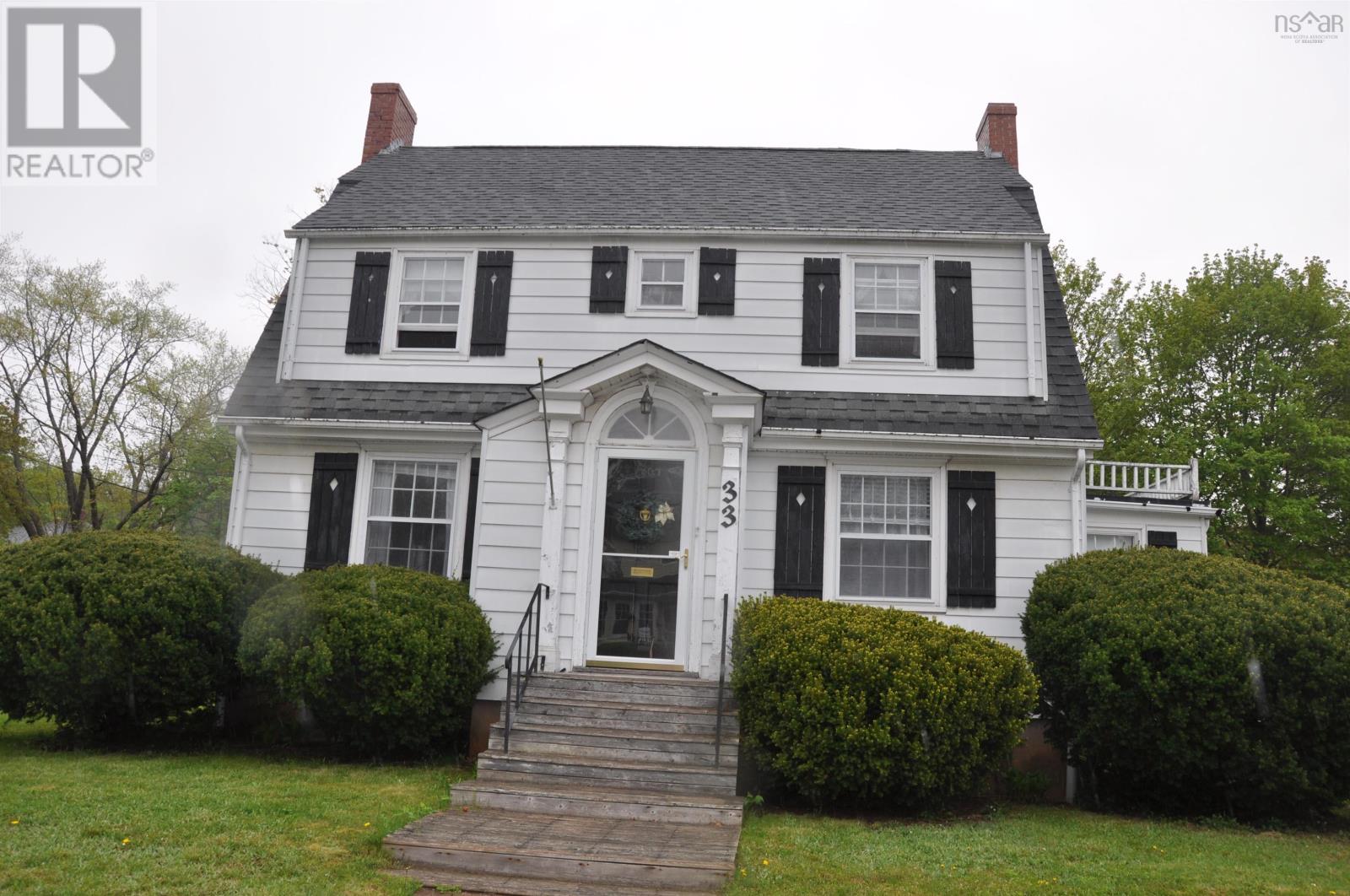 Property at 33 Caldwell Street N image 4
