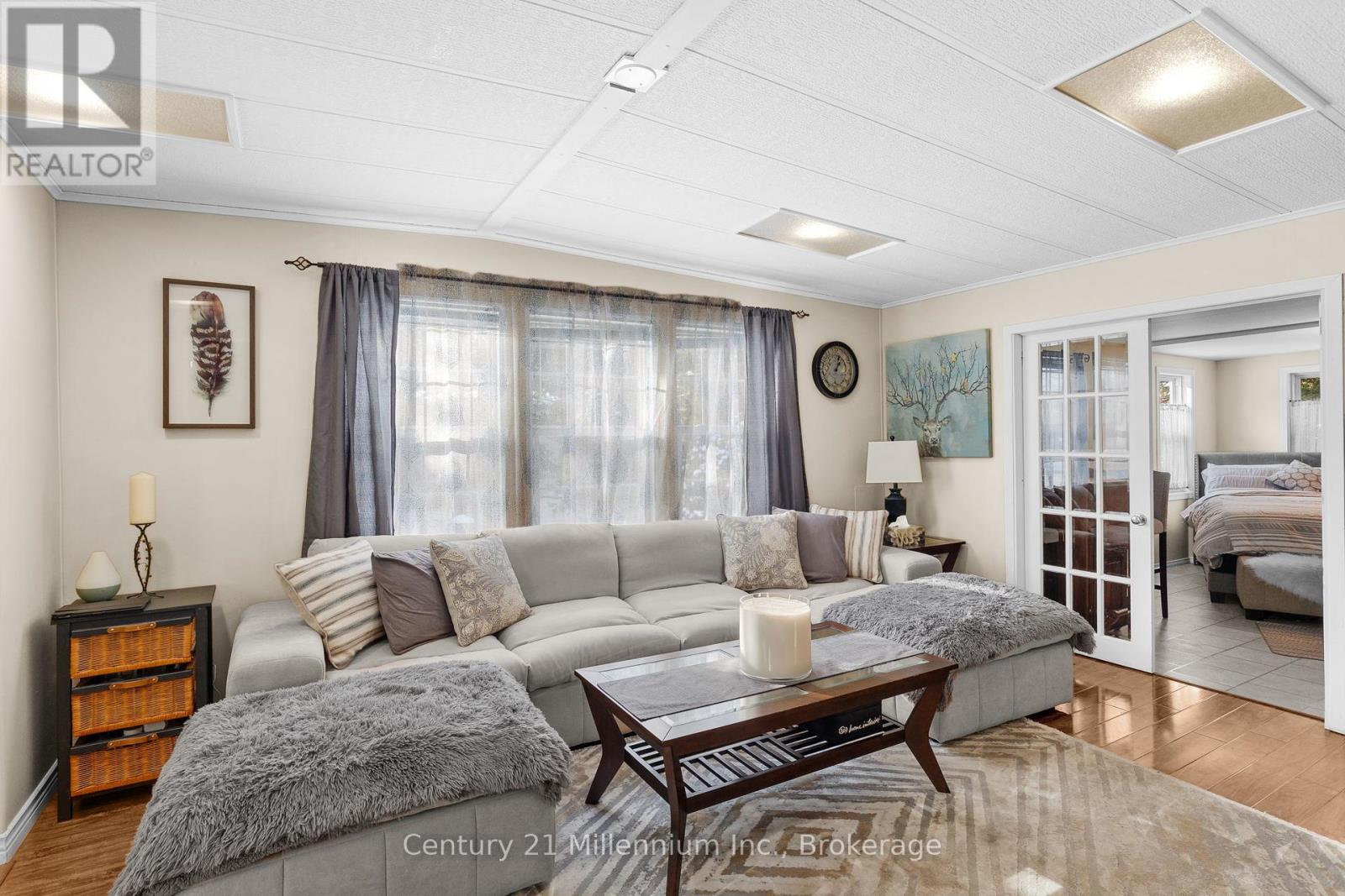 59 Topaz Street, Wasaga Beach, Ontario  L9Z 1X7 - Photo 10 - S12153973