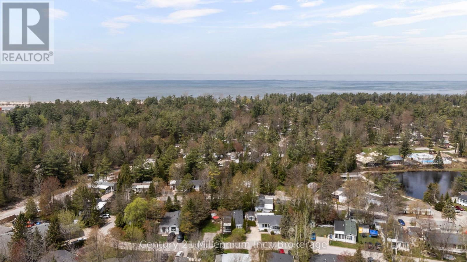 59 Topaz Street, Wasaga Beach, Ontario  L9Z 1X7 - Photo 25 - S12153973