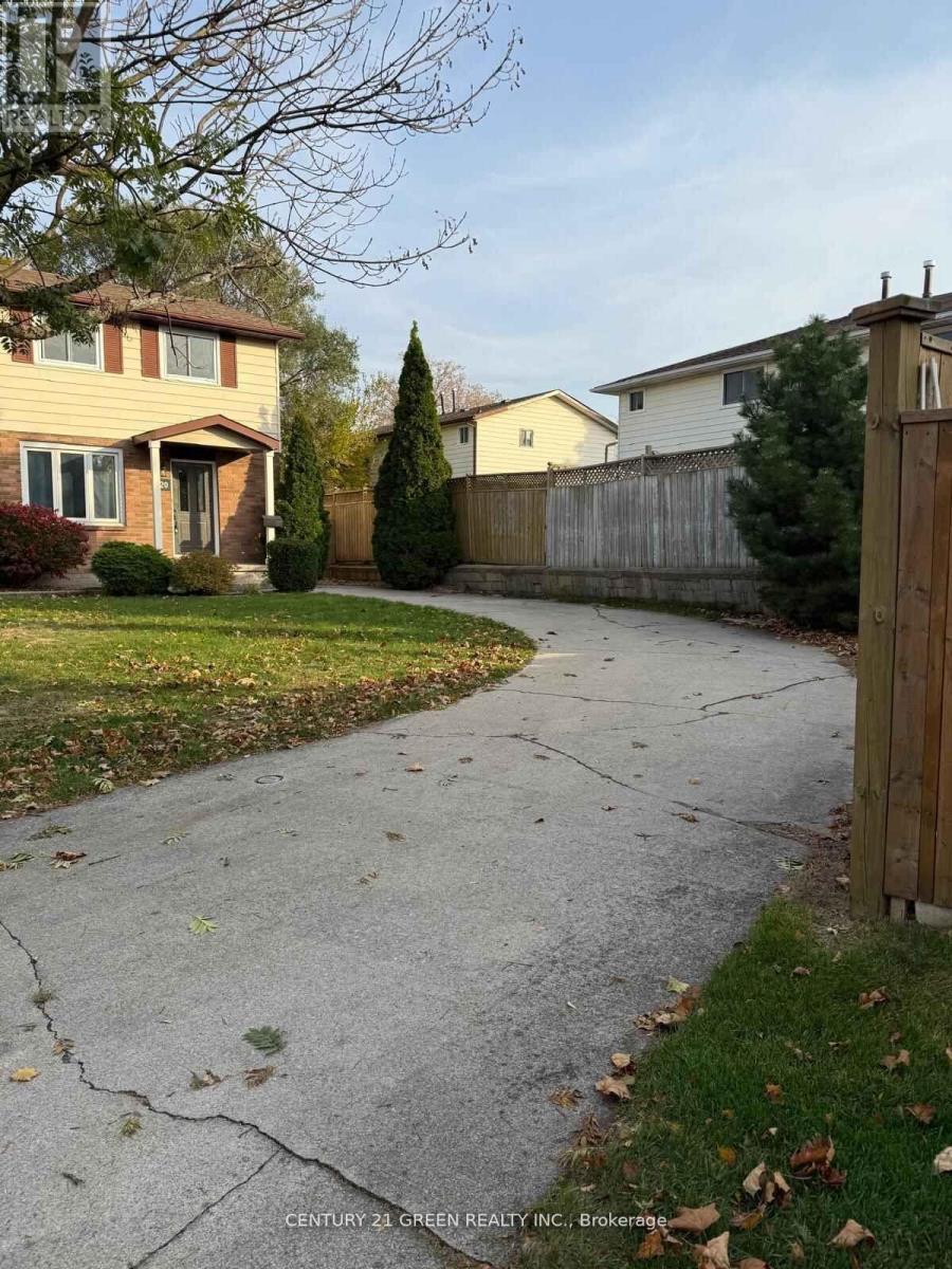 Property at 720 HILLARY STREET image 2
