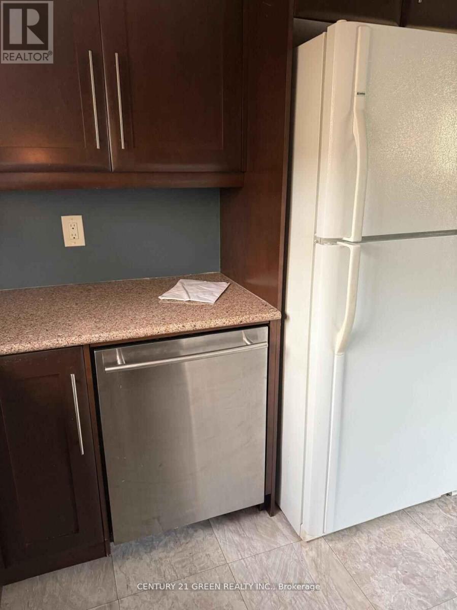 Property at 720 HILLARY STREET image 4