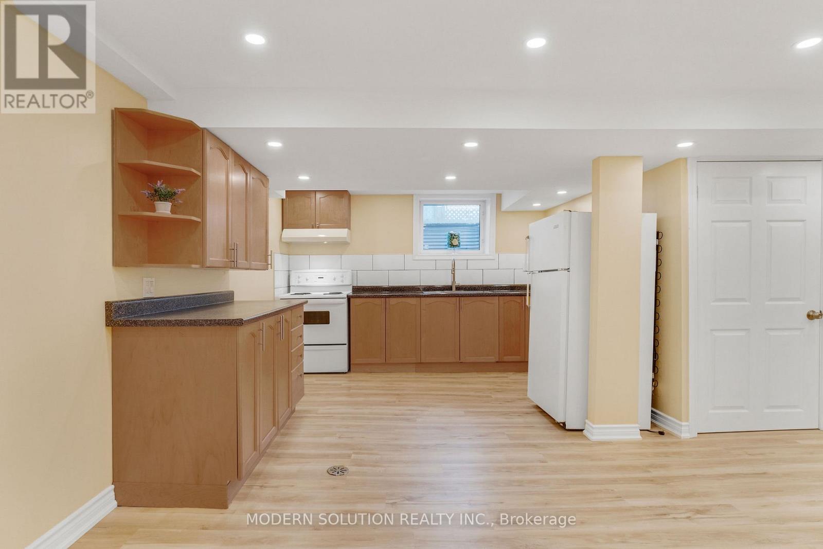 90 Glen Park Road, St. Catharines, Ontario  L2N 3E9 - Photo 31 - X12153947