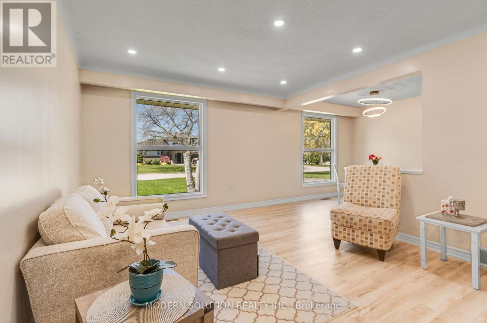 90 Glen Park Road, St. Catharines, Ontario  L2N 3E9 - Photo 7 - X12153947