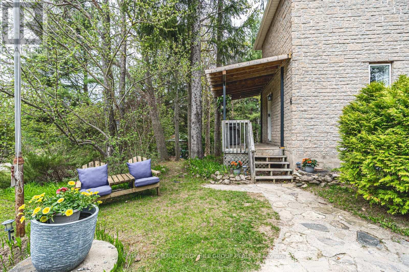 6 Mccutcheon Road, Mulmur, Ontario  L9V 3E8 - Photo 3 - X12153963