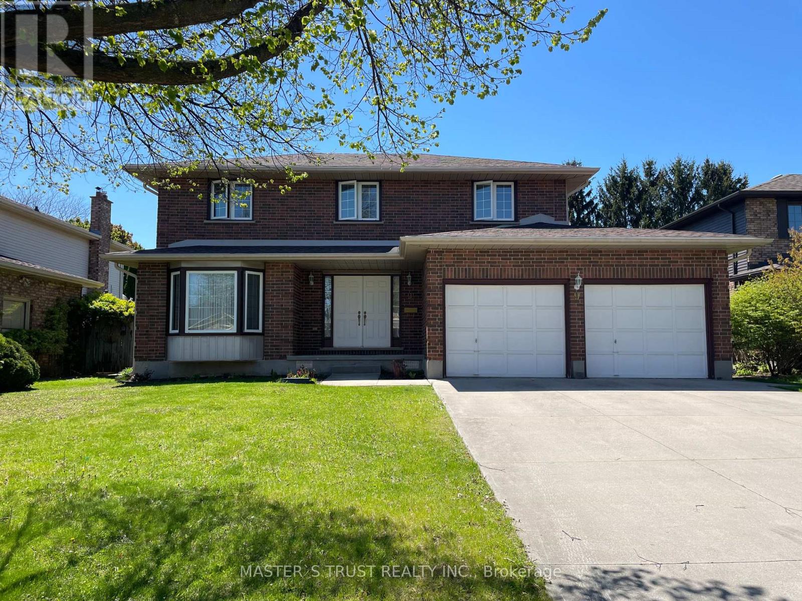 9 Mountainview Crescent, London South, Ontario  N6J 4M9 - Photo 1 - X12153967