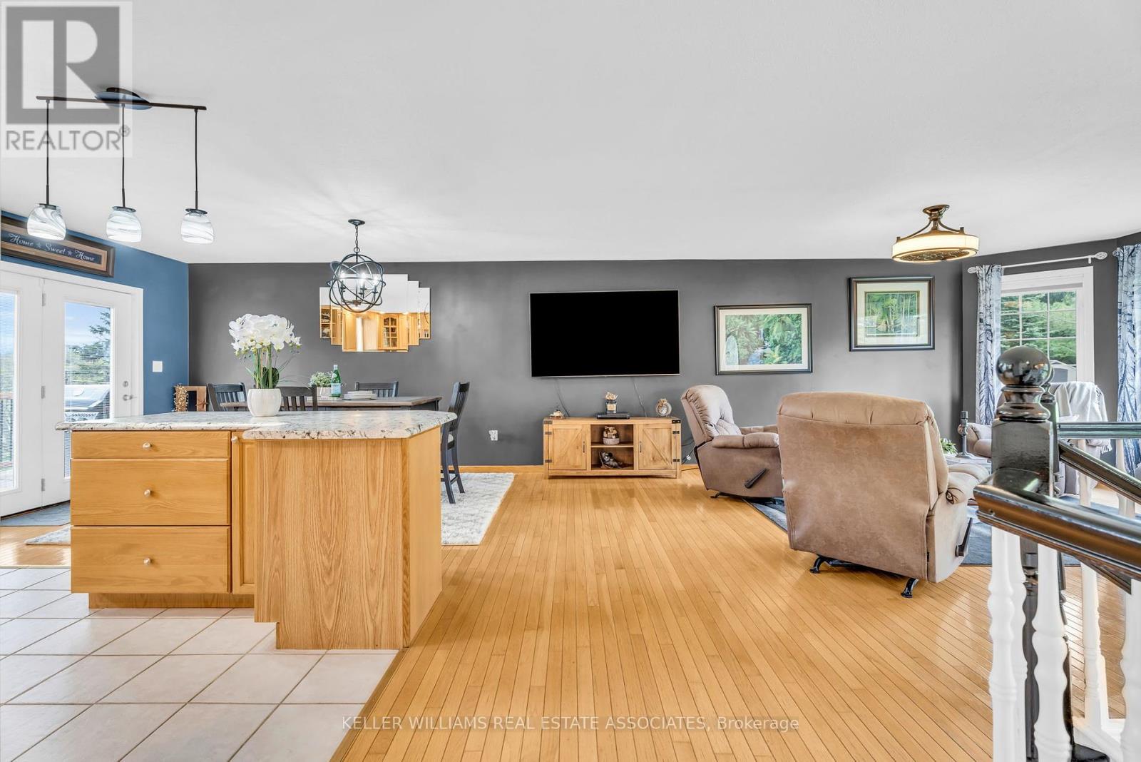 436451 4th Line, Melancthon, Ontario  L9V 1S6 - Photo 8 - X12154005