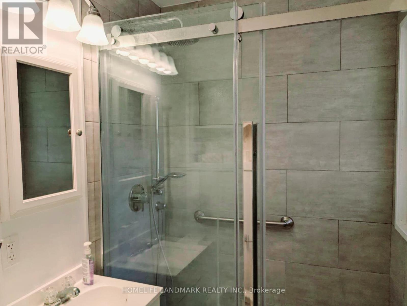 87 Ballantyne Avenue, Cambridge, Ontario  N1R 2S4 - Photo 12 - X12154030