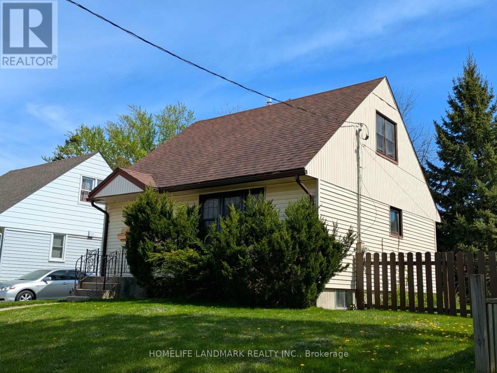 87 Ballantyne Avenue, Cambridge, Ontario  N1R 2S4 - Photo 3 - X12154030