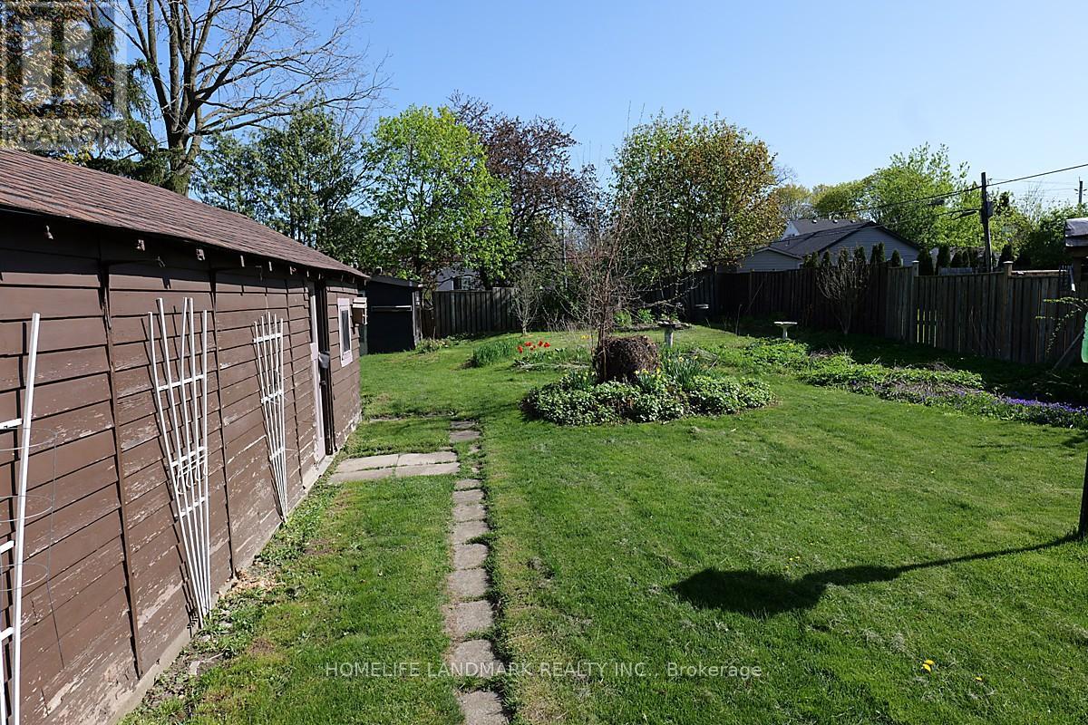 87 Ballantyne Avenue, Cambridge, Ontario  N1R 2S4 - Photo 8 - X12154030