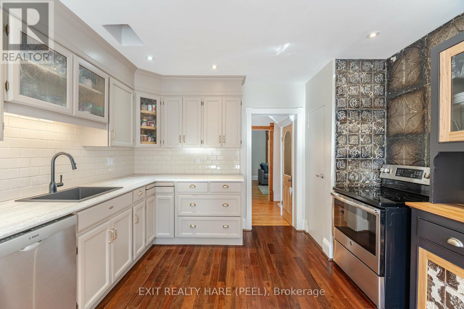 51 Osprey Street S, Southgate, Ontario  N0C 1B0 - Photo 12 - X12154074