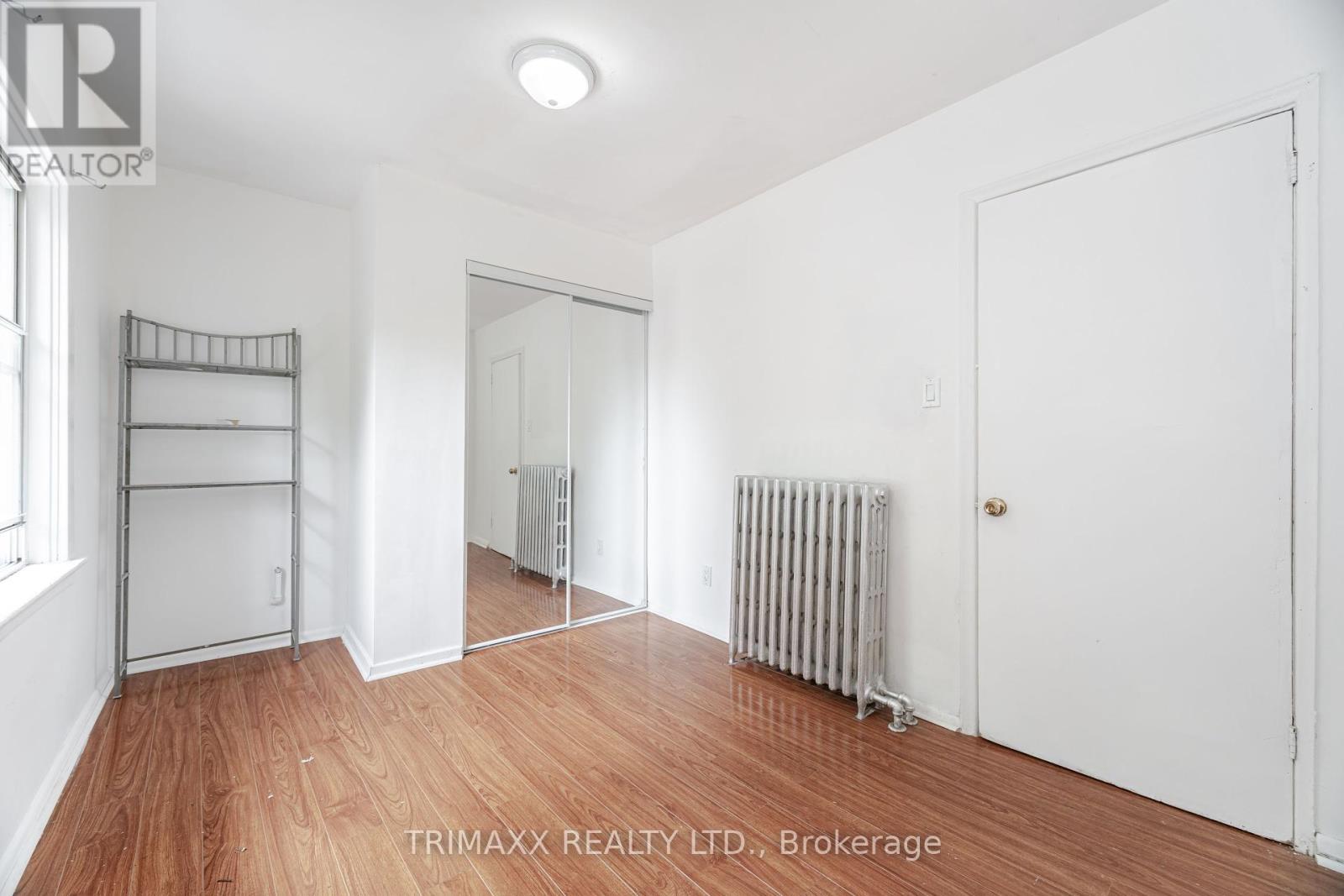 327 Atlas Avenue, Toronto, Ontario  M6C 3P8 - Photo 33 - C12148513