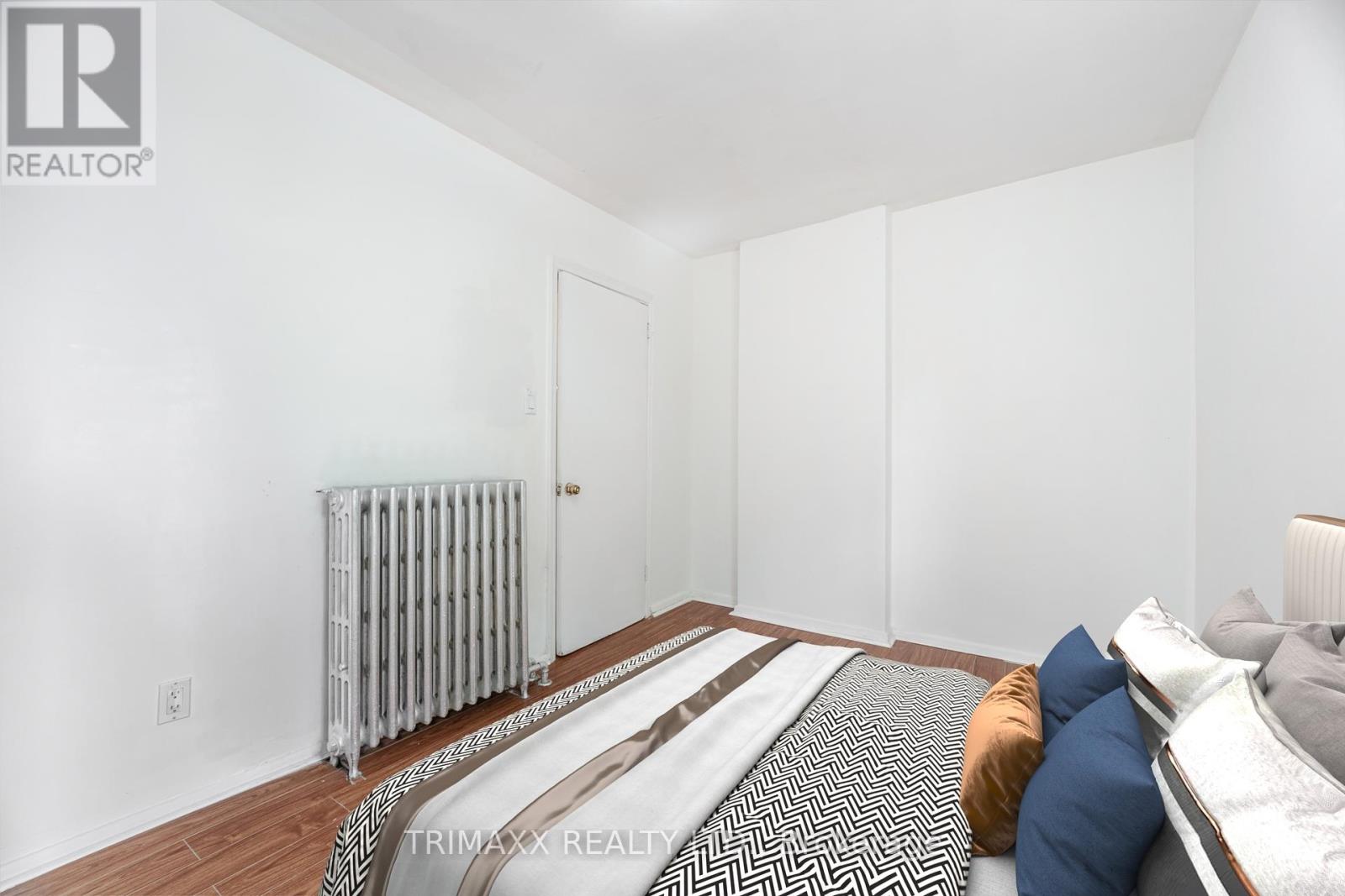 327 Atlas Avenue, Toronto, Ontario  M6C 3P8 - Photo 35 - C12148513