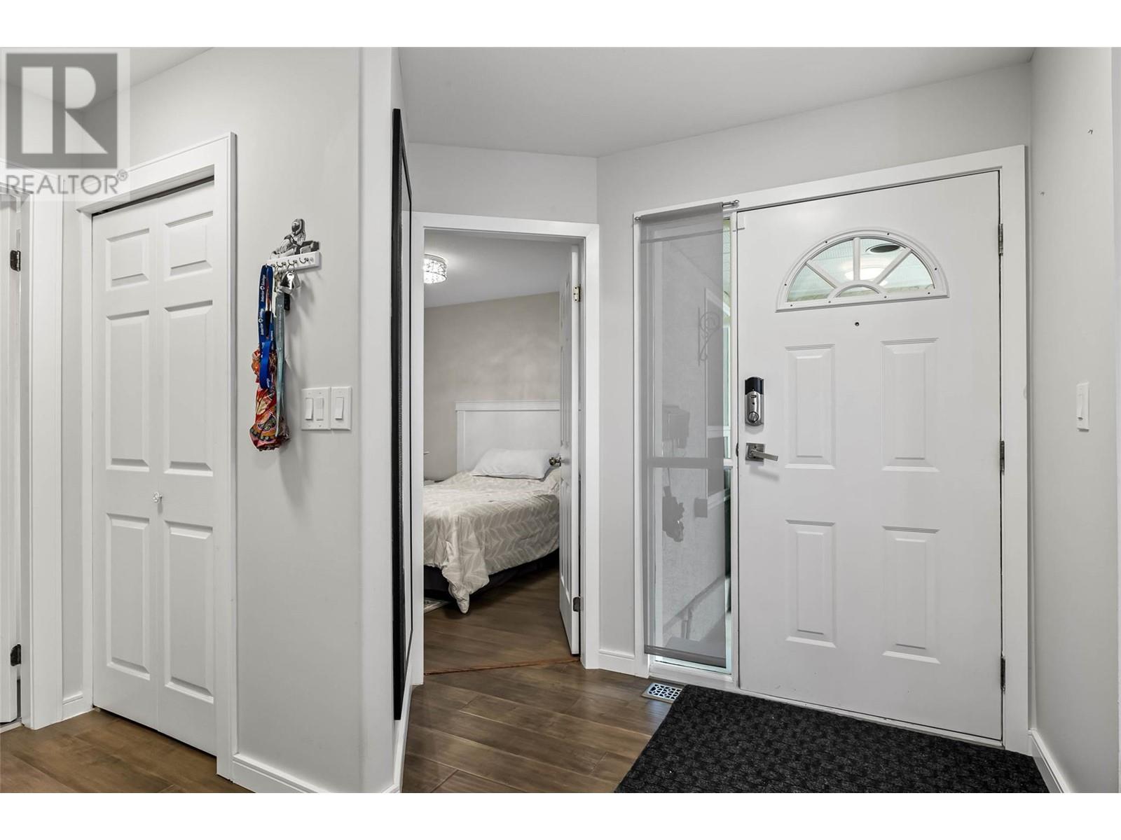 1580 Springhill Drive Unit# 12, Kamloops, British Columbia  V2E 2H1 - Photo 3 - 10347723