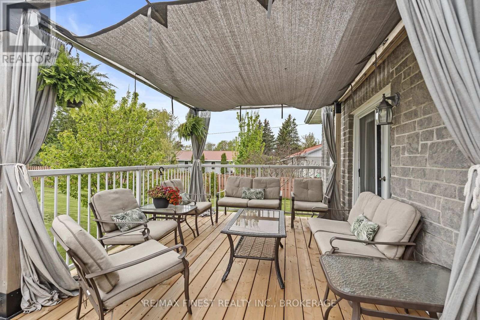 19 Dalgleish Avenue, Kingston, Ontario  K7L 5H6 - Photo 40 - X12154356