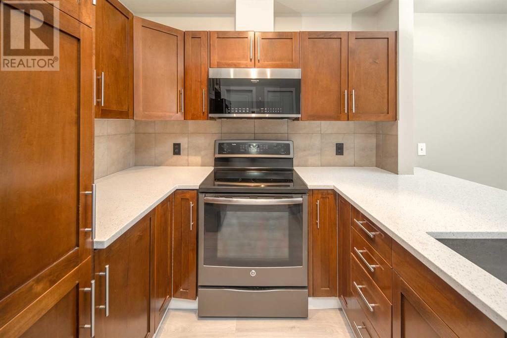 Property at 209, 48 Panatella Road NW image 4