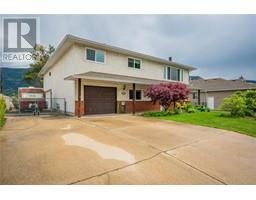 1923 Riverside Crescent South Castlegar, Castlegar, Ca