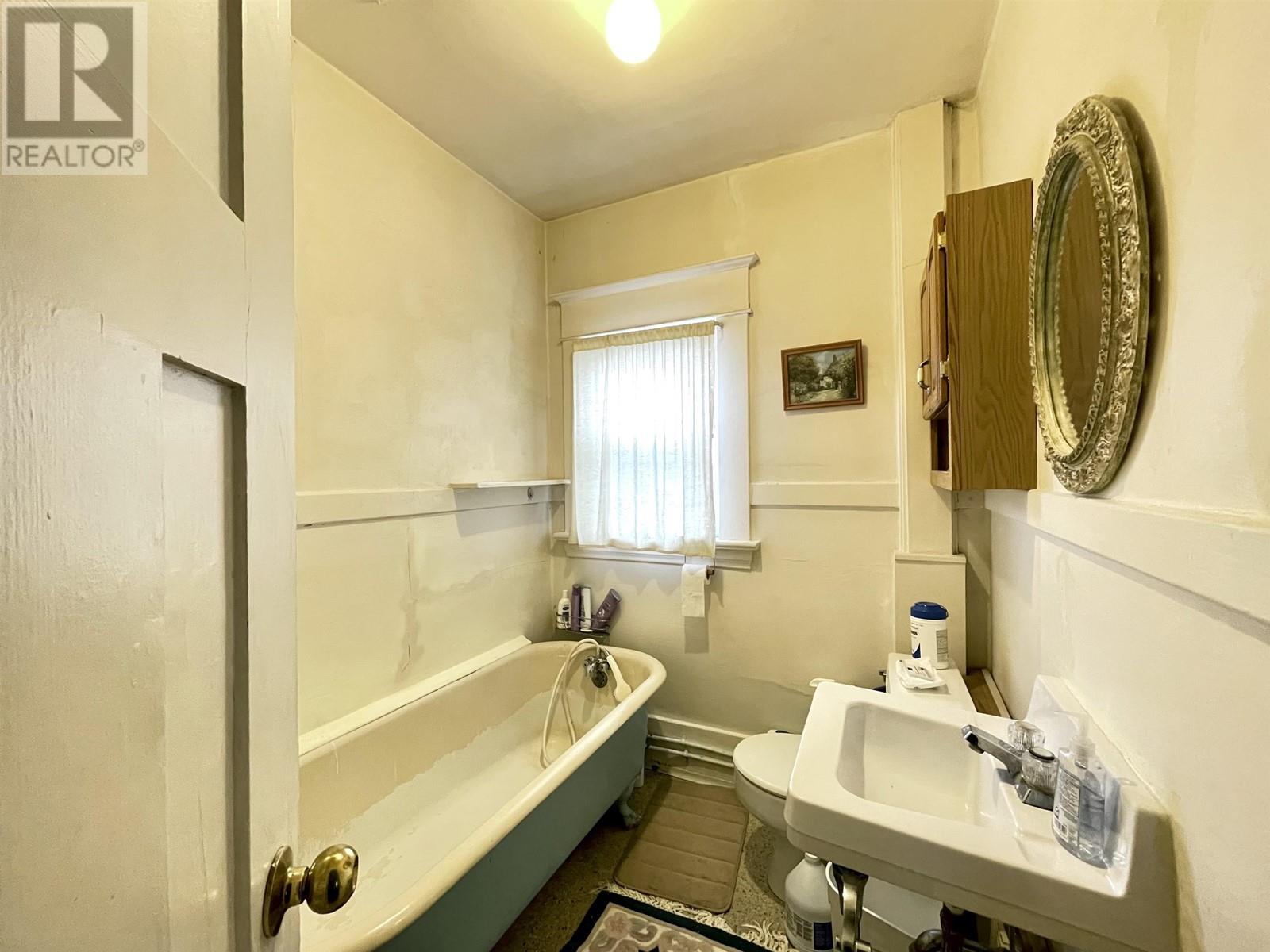 2250 E Pender Street, Vancouver, British Columbia  V5L 1X4 - Photo 15 - R2982593