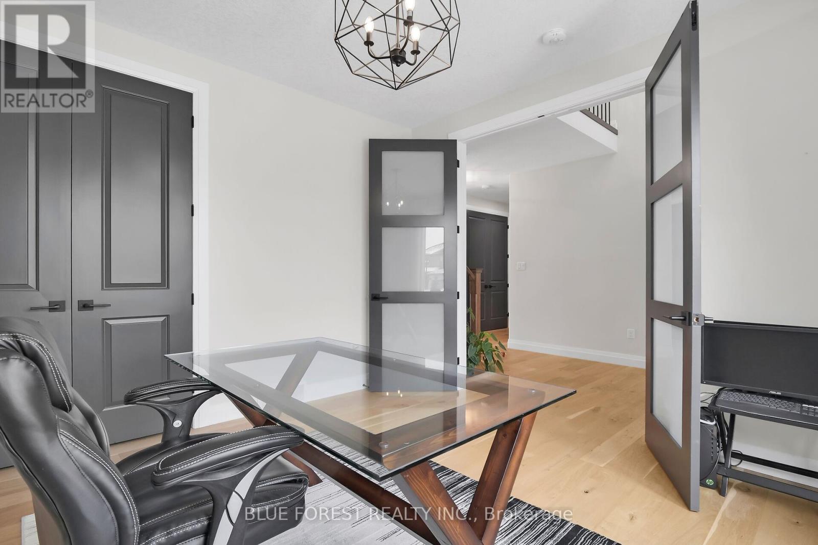 Property at 1056 TRAILSWAY AVENUE image 5
