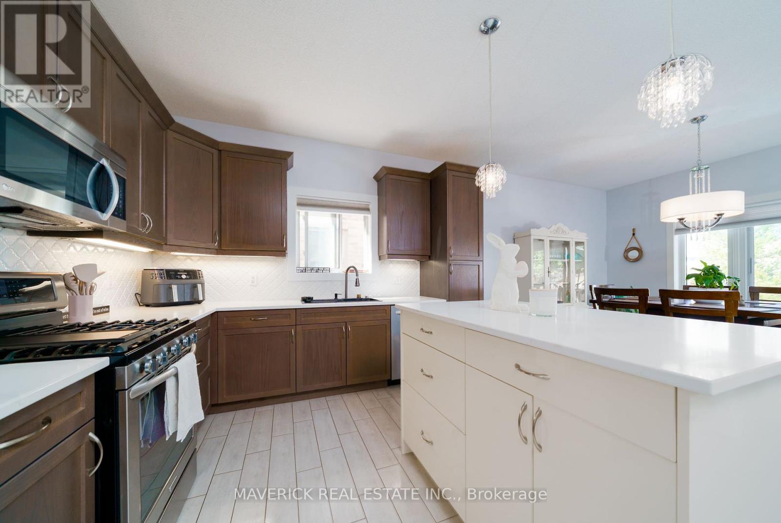 1461 Riverbend Road, London South, Ontario  N6K 0E7 - Photo 11 - X12154361