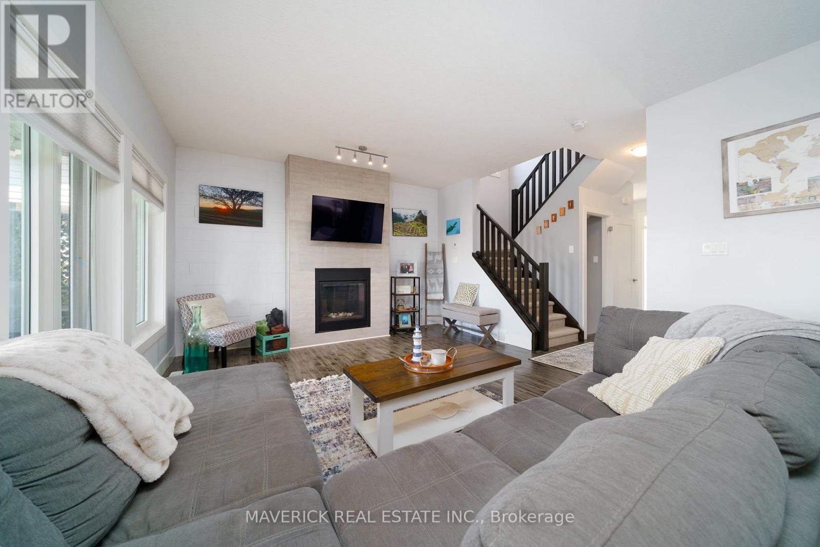 1461 Riverbend Road, London South, Ontario  N6K 0E7 - Photo 8 - X12154361