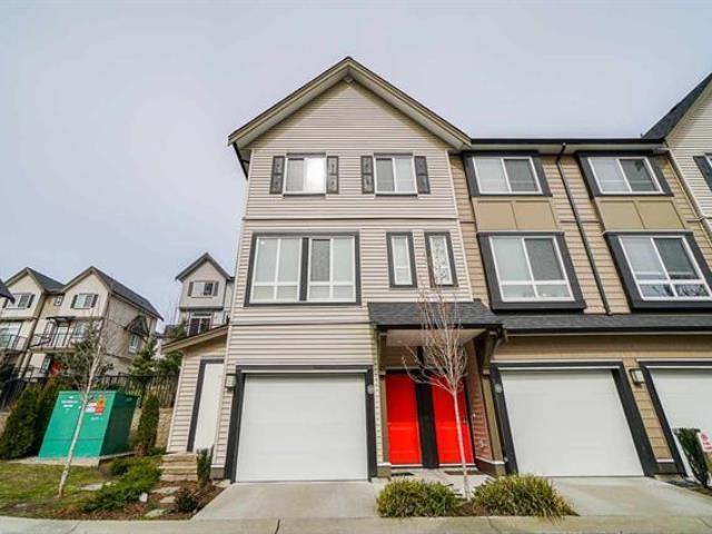 32 14555 68 AVENUE, surrey, British Columbia