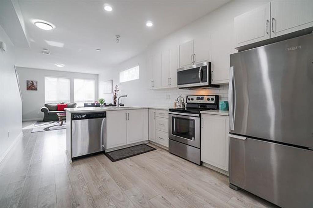 32 14555 68 Avenue, Surrey, British Columbia  V3S 2A8 - Photo 6 - R3002960