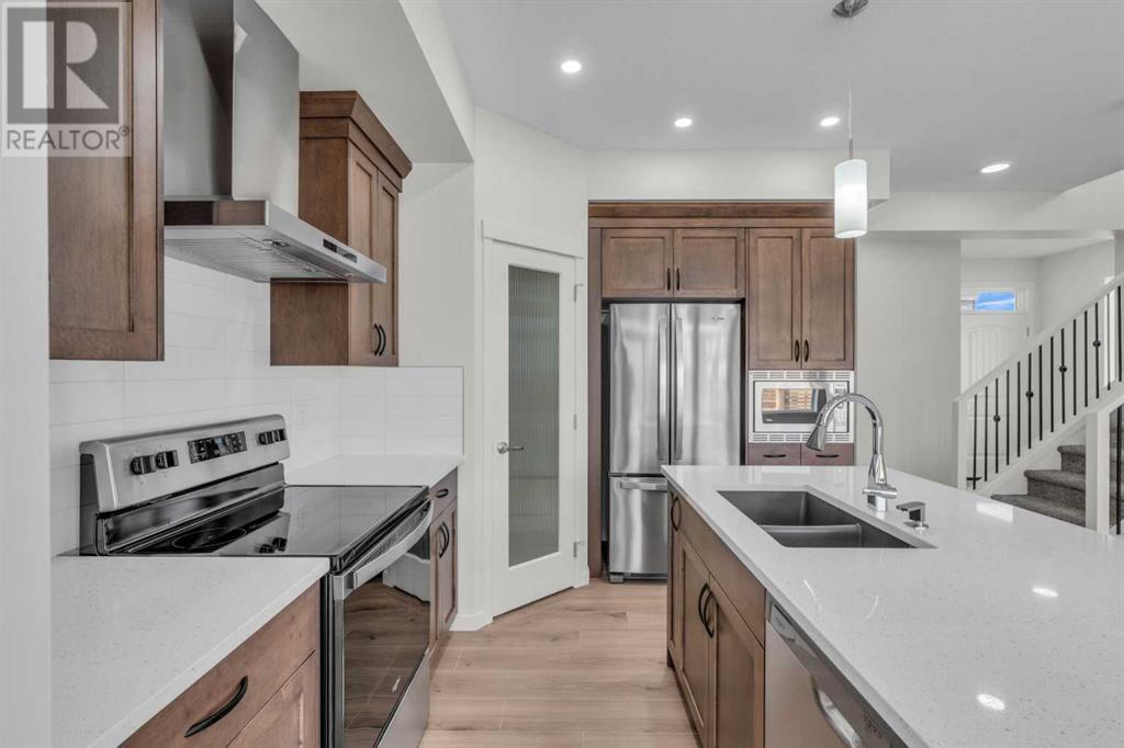 83 Lucas Passage Nw, Calgary, Alberta  T3P 2E3 - Photo 12 - A2221944