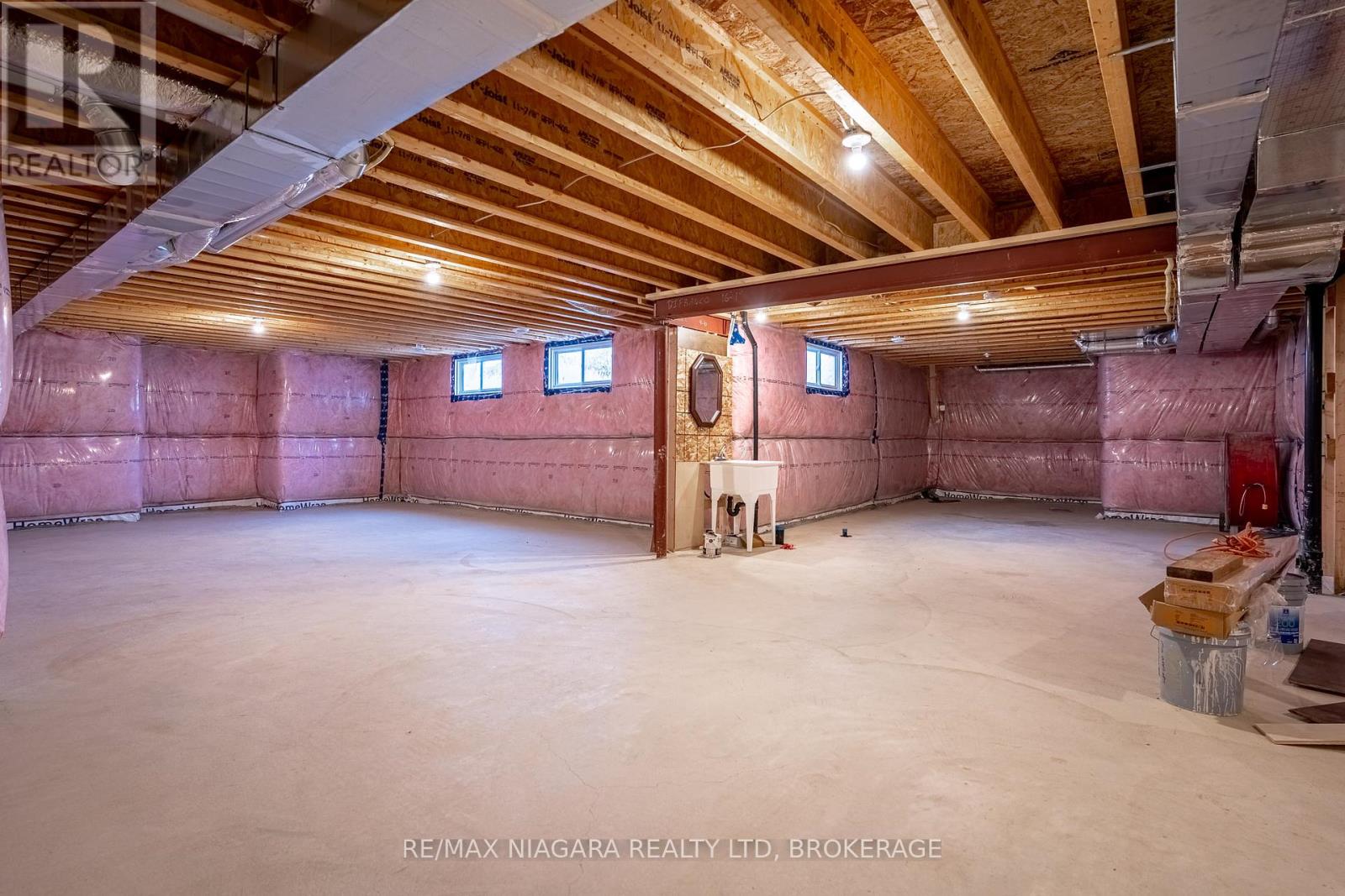 16 - 300 Richmond Street, Thorold, Ontario  L2V 5B9 - Photo 33 - X12154292