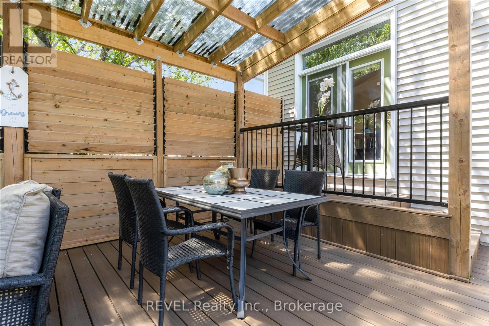86 Newport Street, St. Catharines (Port Weller), Ontario  L2M 1P7 - Photo 40 - X12154338