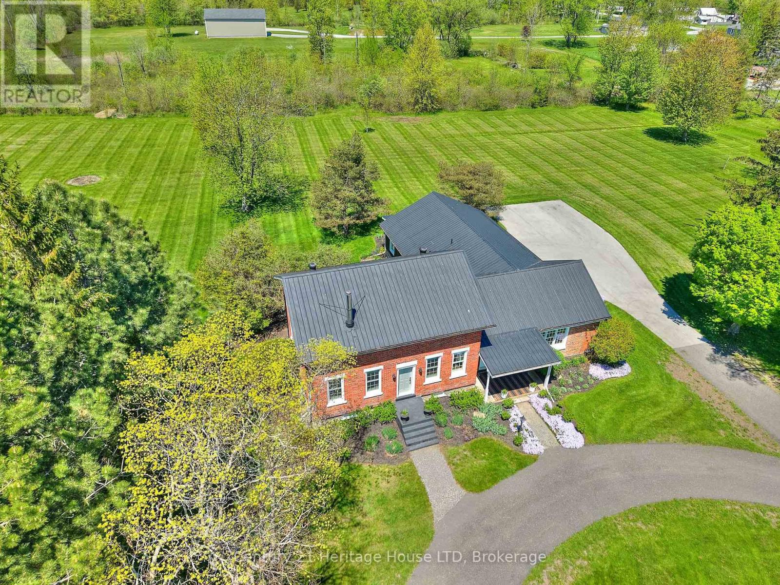 5930 Michener Road, Port Colborne, Ontario  L0S 1R0 - Photo 6 - X12154343