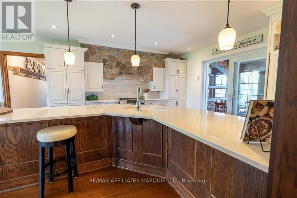 18521 County Road 19 Road, South Glengarry, Ontario  K0C 2J0 - Photo 11 - X12154325