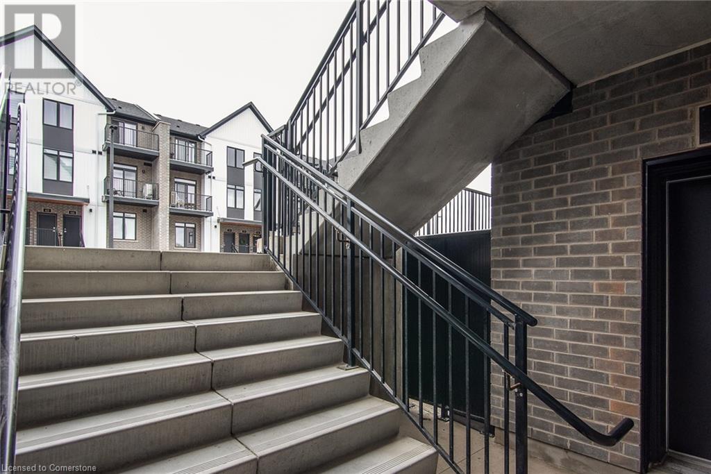 405 Myers Road Road Unit# C37, Cambridge, Ontario  N1P 0B6 - Photo 4 - 40729404
