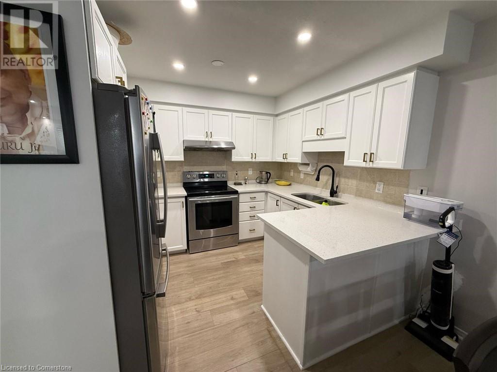 85 Bankside Drive Unit# E33, Kitchener, Ontario N2N 3M4 - Photo 2 - 40728514