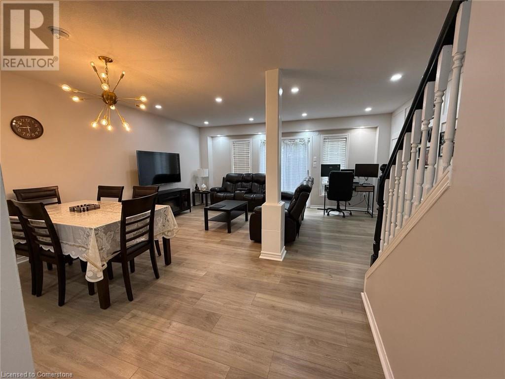 85 Bankside Drive Unit# E33, Kitchener, Ontario N2N 3M4 - Photo 3 - 40728514