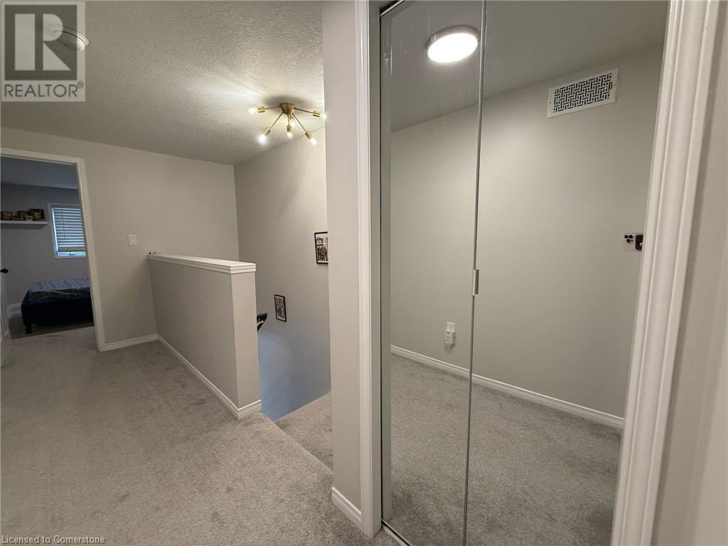 85 Bankside Drive Unit# E33, Kitchener, Ontario N2N 3M4 - Photo 9 - 40728514