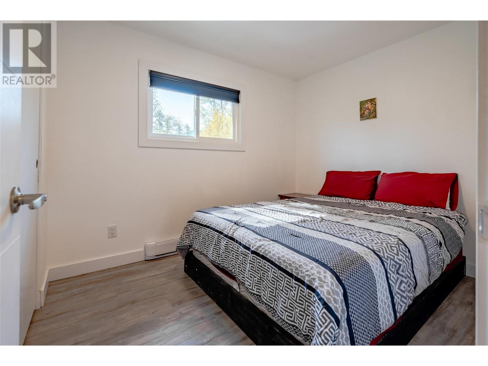 1810 First Street, Fruitvale, British Columbia  V0G 1L0 - Photo 48 - 10348295