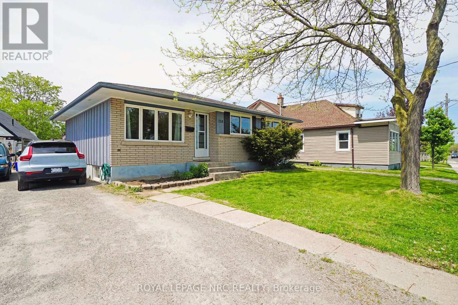 Property at 228 PELHAM ROAD image 2
