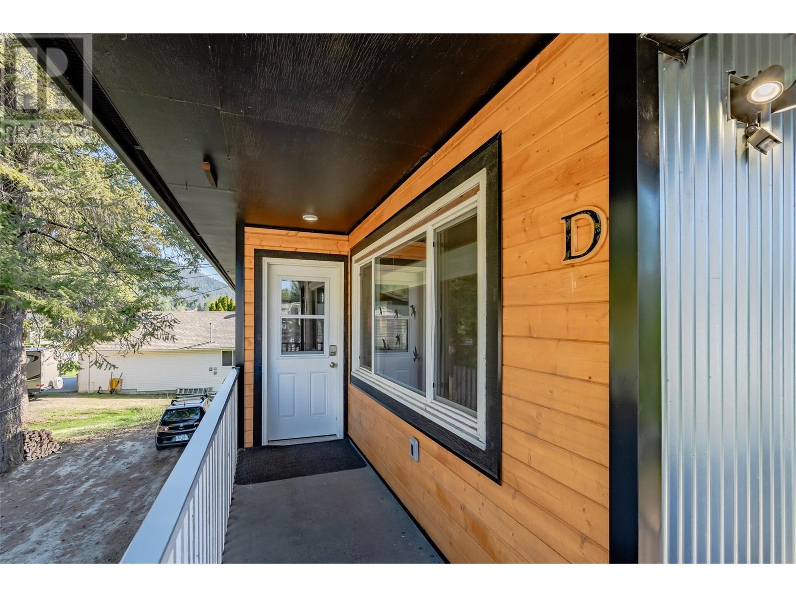 1810 First Street, Fruitvale, British Columbia  V0G 1L0 - Photo 6 - 10348295