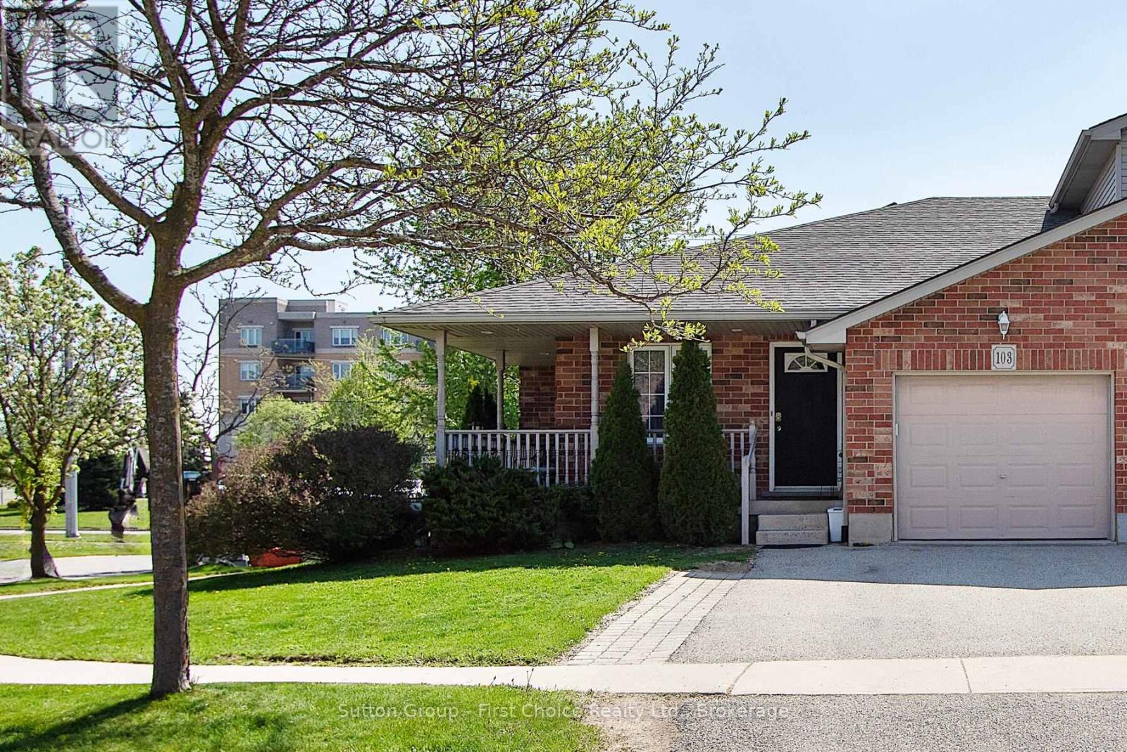 103 GREGORY CRESCENT, Stratford, Ontario
