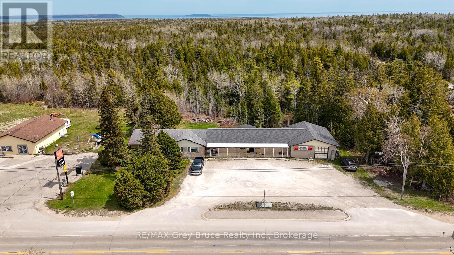 7382 HIGHWAY 6, Northern Bruce Peninsula, Ontario