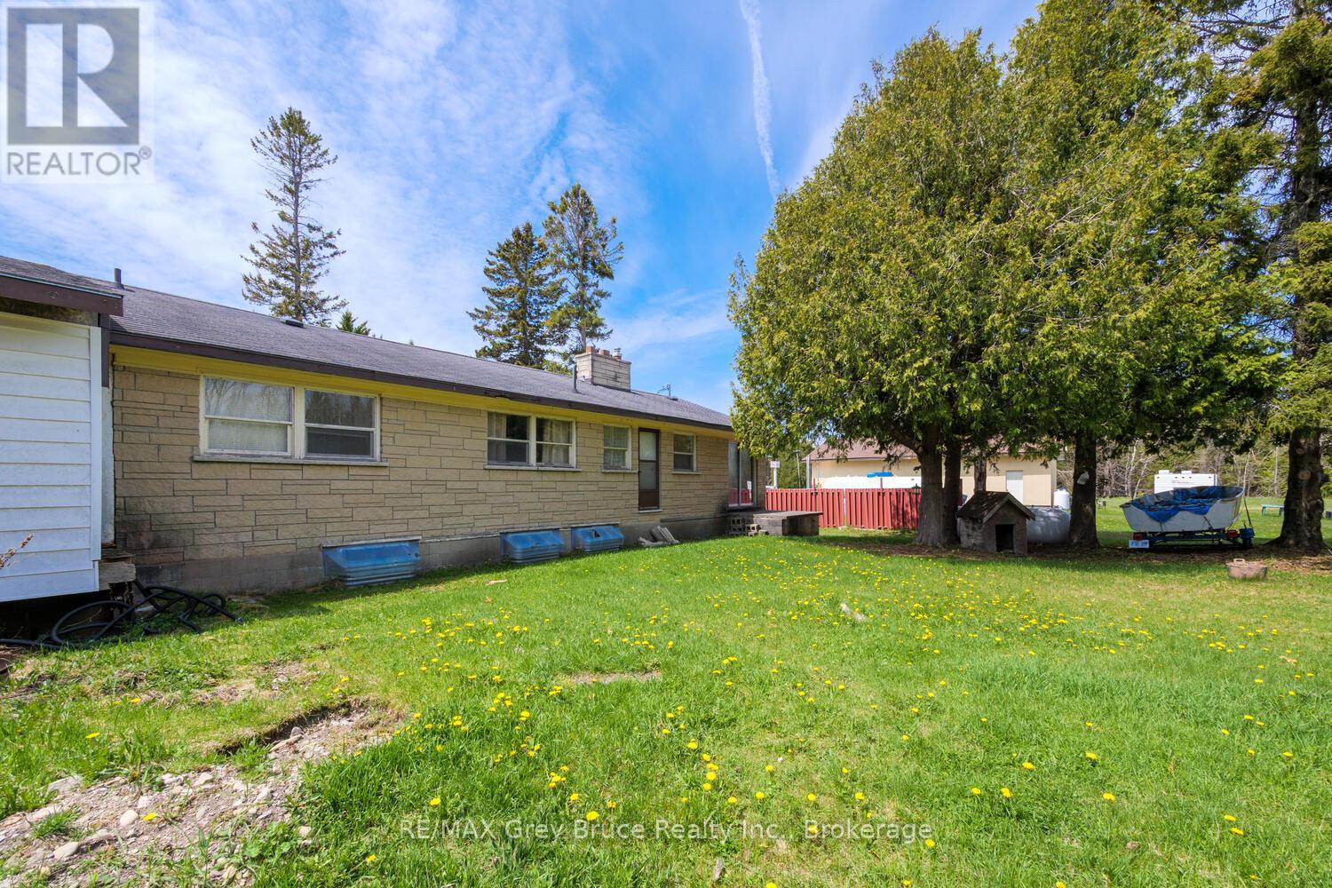 7382 Highway 6 Highway, Northern Bruce Peninsula, Ontario  N0H 2R0 - Photo 33 - X12154220