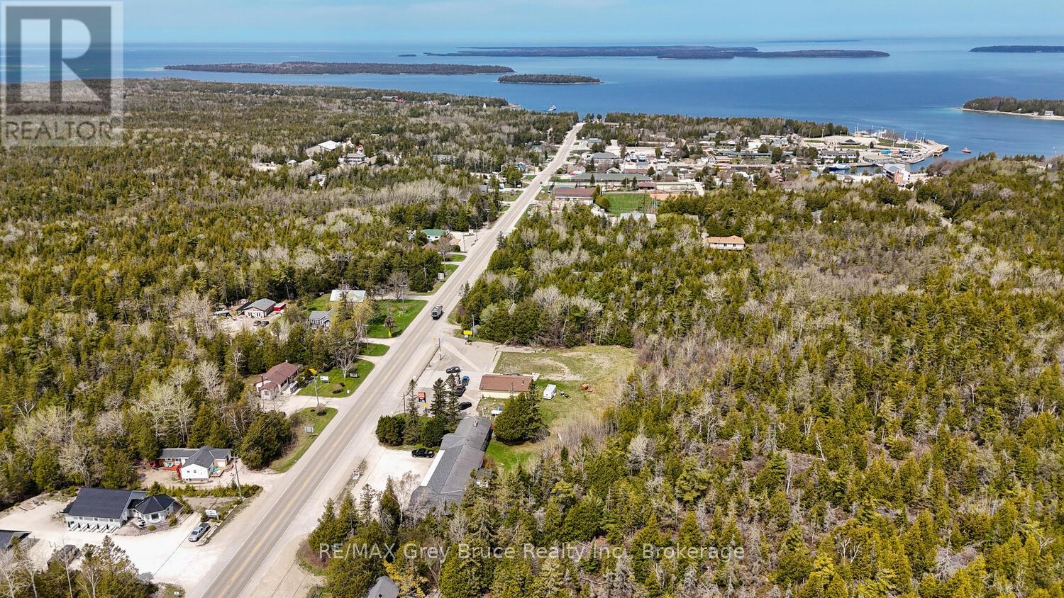 7382 Highway 6 Highway, Northern Bruce Peninsula, Ontario  N0H 2R0 - Photo 36 - X12154220